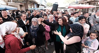 ÖZLEM ÇERÇİOĞLU’NDAN UMURLU’DA PAZAR ZİYARETİ