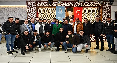 TEPEBAŞI BELEDİYE BAŞKANI ATAÇ, DOST DERNEKLER FEDERASYONU’NA BAĞLI DERNEKLER VE ÜYELERİYLE BULUŞTU