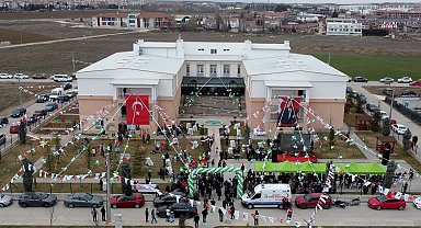 TEPEBAŞI BELEDİYE BAŞKANI ATAÇ: “HER YAŞTAN İNSANIMIZA DEĞER VERMEK, İYİ ŞARTLARDA YAŞATABİLMEK, ŞEHRİ BU ŞEKİLDE YÖNETEBİLMEK ÇOK ÖNEMLİ”