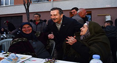 TEPEBAŞI BELEDİYE BAŞKANI ATAÇ: “İFTAR SOFRALARI BİZİM İÇİN ÇOK KIYMETLİ”