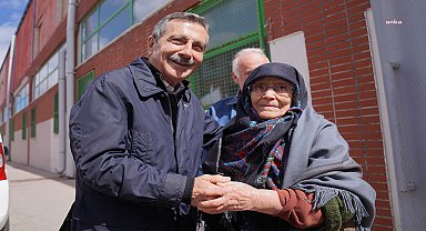 TEPEBAŞI BELEDİYE BAŞKANI ATAÇ VE CHP’NİN EBB BAŞKAN ADAYI ÜNLÜCE ESNAFLA BULUŞTU
