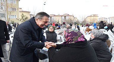 TEPEBAŞI’NDA 8 BİN KİŞİ İFTAR SOFRALARINDA BULUŞTU