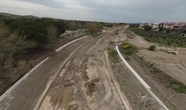 TUNÇ SOYER: “SEFERİHİSAR’DA BİR HAYALİ DAHA GERÇEKLEŞTİRDİK”