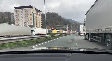 UĞUR BAYRAKTUTAN: