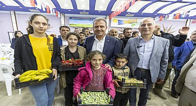 VAHAP SEÇER, ANAMURLULAR İLE BULUŞTU