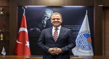 VAHAP SEÇER’DEN RAMAZAN MESAJI: “BU MÜBAREK AYIN BAŞTA MERSİNLİ HEMŞEHRİLERİM OLMAK ÜZERE ÜLKEMİZE VE TÜM İNSANLIĞA HAYIRLAR GETİRMESİNİ DİLİYORUM”