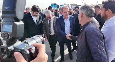 Vahap Seçer'den 'Tarsus Oto Galericiler Sitesi' ile 'Tırcılar ve Kamyoncular Kooperatifi'ne ziyaret