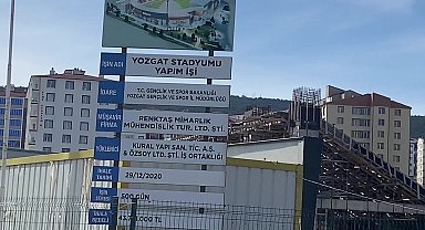 YOZGAT’TA 2021 YILINDA YIKILIP, YERİNE YENİSİ YAPILMAYA BAŞLANILAN STADIN İNŞAATI YARIM KALDI