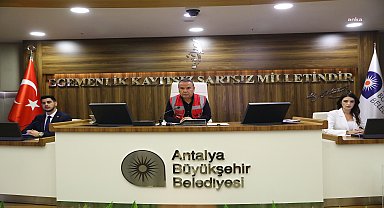 Antalya Büyükşehir Belediye Meclisi, yeni dönemin ilk toplantısını yaptı