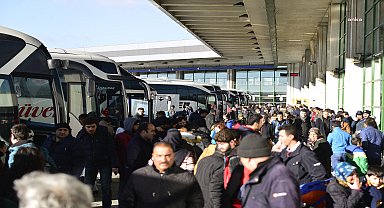 AŞTİ'de bayram yoğunluğu: 706 bin yolcu sirkülasyonu