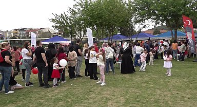 Aydınlı çocuklar, Büyükşehir'in 23 Nisan Şenliği'nde bir araya geldi