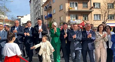 BİLECİK BELEDİYE BAŞKANI SEÇİLEN MELEK MIZRAK SUBAŞI MAZBATASINI ALDI