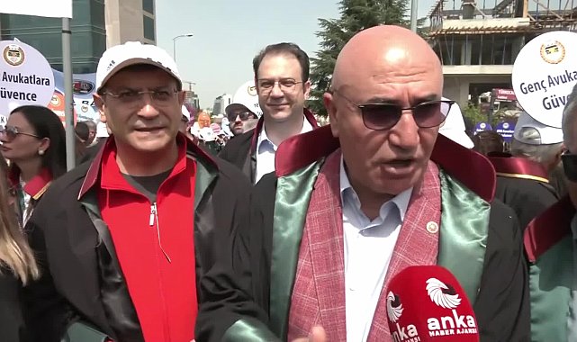 BİNLERCE AVUKAT HAKLARI İÇİN ANKARA’DA YÜRÜYOR: “YOK SAYILAN SAVUNMA MAKAMININ SESİNİ DUYURMAK İÇİN YOLA ÇIKTIK''