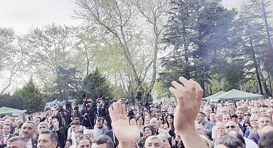 BURSA BÜYÜKŞEHİR BELEDİYE BAŞKANI BOZBEY MAZBATASINI ALDI: