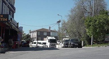 Büyükçekmece'nin sevimli leylekleri bu sene de yuvalarında