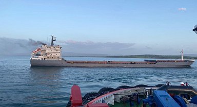 ÇANAKKALE BOĞAZI, KURU YÜK GEMİSİNDE ÇIKAN YANGIN NEDENİYE ÇİFT YÖNLÜ OLARAK TRAFİĞE KAPATILDI