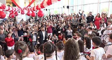 Çankaya'da "23 Nisan çocuklar sergisi" ziyarete açıldı