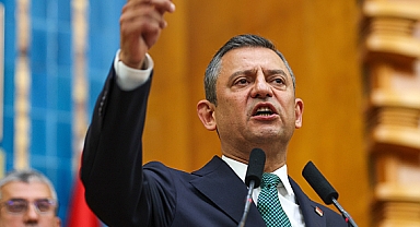 CHP Genel Başkanı Özel'den eski rektör Üstün Ergüder'in Boğaziçi Üniversitesine alınmamasına tepki