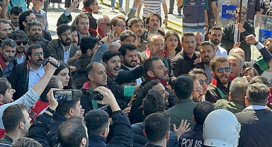 İstanbul Adliyesi önünde avukatların açıklamasına izin verilmedi, arbede yaşandı