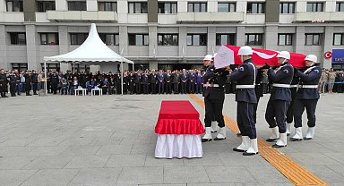 İSTANBUL'DA GÖREV SIRASINDA ŞEHİT OLAN EMRAH BÜKE İÇİN TÖREN DÜZENLENDİ