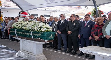 İzmir Büyükşehir Belediye Başkanı Tugay, Mine Piriştina'nın cenaze törenine katıldı