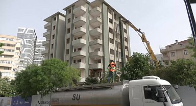 KİPTAŞ'TAN KADIKÖY'DE KENTSEL DÖNÜŞÜM YIKIMI: