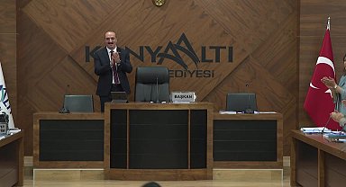 Konyaaltı Belediye Meclisi'nden yeni dönemin ilk toplantısı