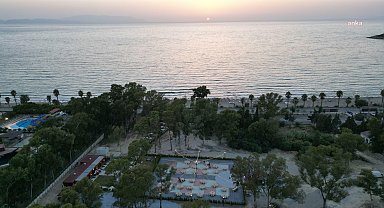 Kuşadası Belediyesi'nin yazlık kır düğünü bahçesi kapılarını açtı