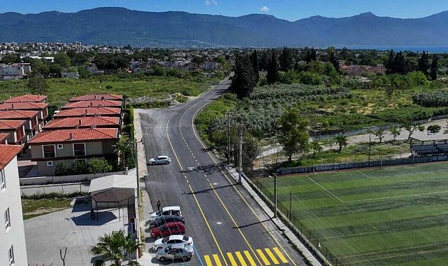 KUŞADASI BELEDİYESİ, YOL ÇALIŞMALARINI SÜRDÜRÜYOR
