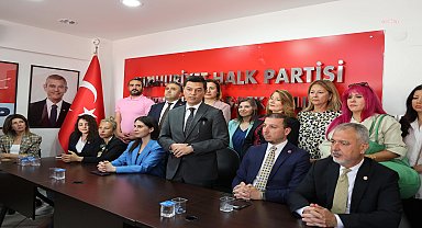Marmaris Belediye Başkanı Ünlü, partililerle bayramlaştı