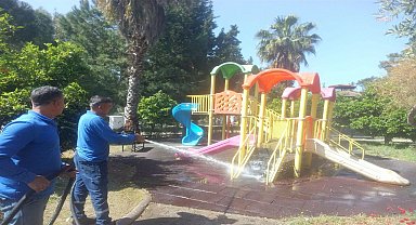 Marmaris Belediyesi ekipleri, 9 günde yaklaşık bin 400 ton atık topladı