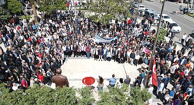 Menderes Belediye Başkanı İlkay Çiçek görevine başladı