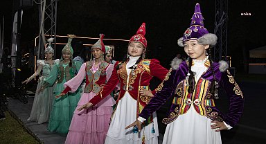 MERSİN BÜYÜKŞEHİR BELEDİYESİ’NİN ‘23 NİSAN ULUSLARARASI ÇOCUK FESTİVALİ’ GALA YEMEĞİYLE SONA ERDİ
