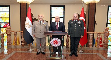 Milli Savunma Bakanı Güler, Mısır Genelkurmay Başkanı Korgeneral Askar ile görüştü
