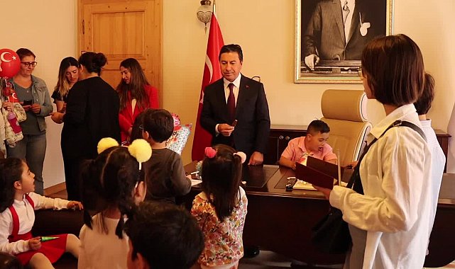 Muğlalı çocuklar Başkan Aras'tan emekliye zam istedi