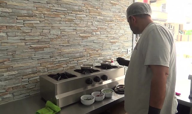 Osmaniyeli Esnaf: "İnsanlar çorbanın fiyatına bakıp 'yarım alabilir miyim, bol ekmek alabilir miyim' diyor"