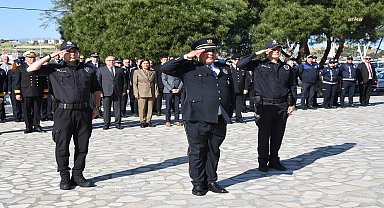 Polis haftası dolayısıyla Foça'da tören düzenlendi