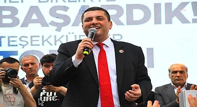 TORBALI BELEDİYE BAŞKANI DEMİR'İN İLK İCRAATI ARACINI BELEDİYEYE BAĞIŞLAMAK OLDU