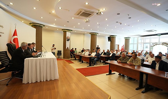 TORBALI BELEDİYE BAŞKANI ÖVÜNÇ DEMİR MUHTARLARLA BİR ARAYA GELDİ