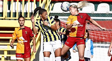 Turkcell Kadın Futbol Süper Ligi'nde şampiyon son 2 haftada belli olacak