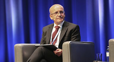 TÜRKİYE'YE DIŞ KAYNAK GELMEDİĞİ İDDİALARI.. BAKAN ŞİMŞEK: ÜLKEMİZ ULUSLARARASI PİYASALARDAN DAHA UZUN VADELİ VE UYGUN MALİYETLİ DIŞ FİNANSMAN SAĞLIYOR