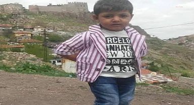 3 yaşındaki oğlunu döverek öldüren ve cinsel istismarda bulunan baba onur gezer hâkim karşısına çıktı 