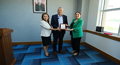 Adana Beldiye Başkanı Karalar, geleceğin hukukçularıyla buluştu