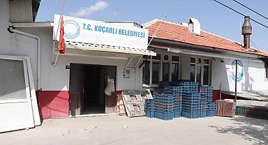 CHP'li yeni başkandan, eski AKP yönetimine tepki: ''Bu pislik içinde halka ekmek yedirmişler''