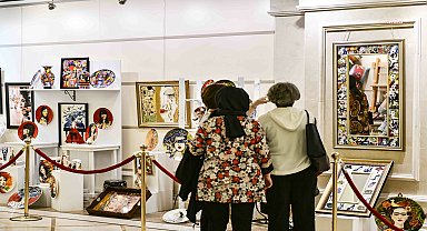Ankara Büyükşehir Belediyesi'nin kursiyerleri eserlerini görücüye çıkardı