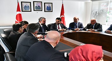 Ankara Kent Konseyi, Mansur Yavaş ve CHP ile MHP büyükşehir belediye meclisi grup başkan vekillerini ziyaret etti