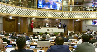 Antalya Büyükşehir Belediye Meclisi'nde tutuklu Kepez Belediye Başkanı Mesut Kocagöz için "adalet" sesleri yükseldi