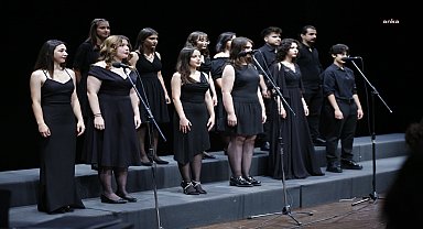 Antalya Büyükşehir Belediyesi Gençlik Korosu'ndan 19 Mayıs'a özel konser