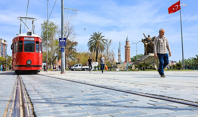 Antalya Büyükşehir'e ait toplu ulaşım araçları 19 Mayıs'ta ücretsiz