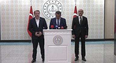 Bakan Tekin, 4 sendikayla 'eğitimde şiddet' toplantısı yaptı, açıklamaya Eğitim-İş ve Eğitim Sen katılmadı... Tekin: "Öğretmenlik meslek kanunu taslak metni önümüzdeki günlerde Meclis'in onayına gelecek"
